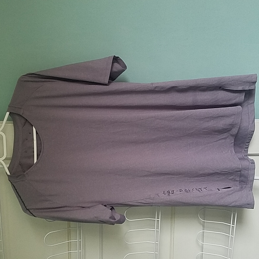 Lululemon Athletica Textured Training Short Sleeve Shirt Active Workout Run